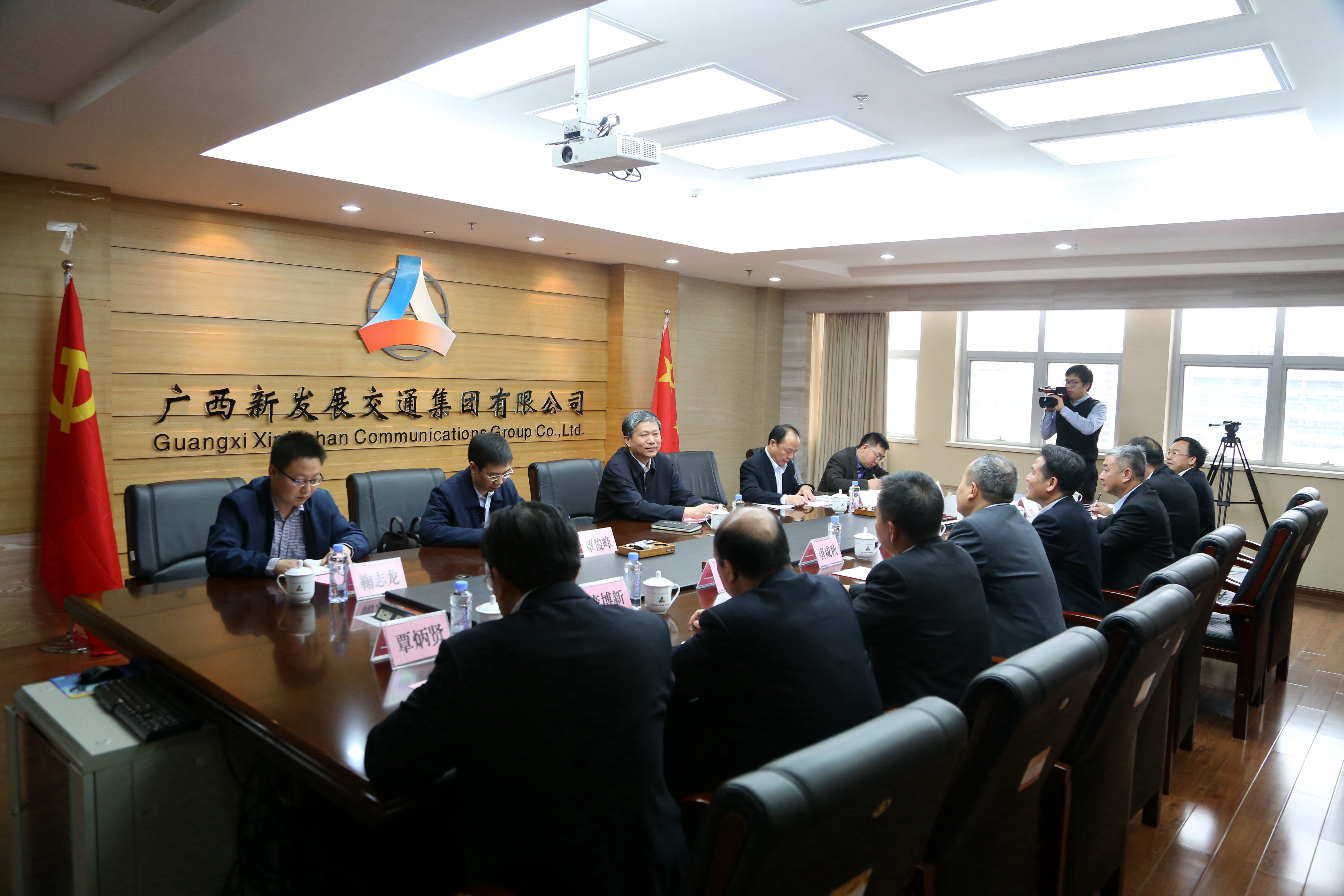 爽爽窝窝午夜精品一区二区