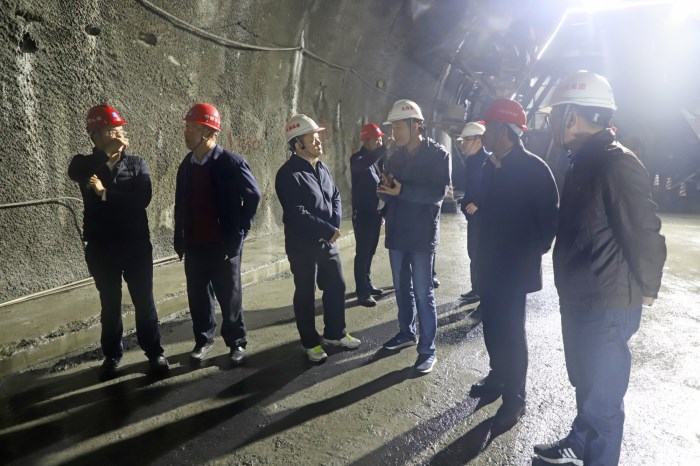 爽爽窝窝午夜精品一区二区