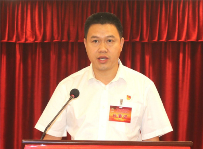 爽爽窝窝午夜精品一区二区