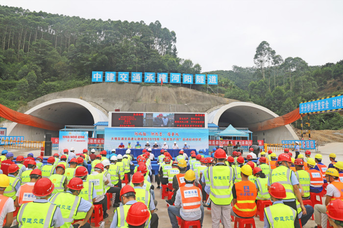 爽爽窝窝午夜精品一区二区