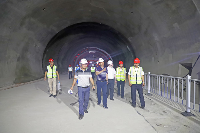 爽爽窝窝午夜精品一区二区