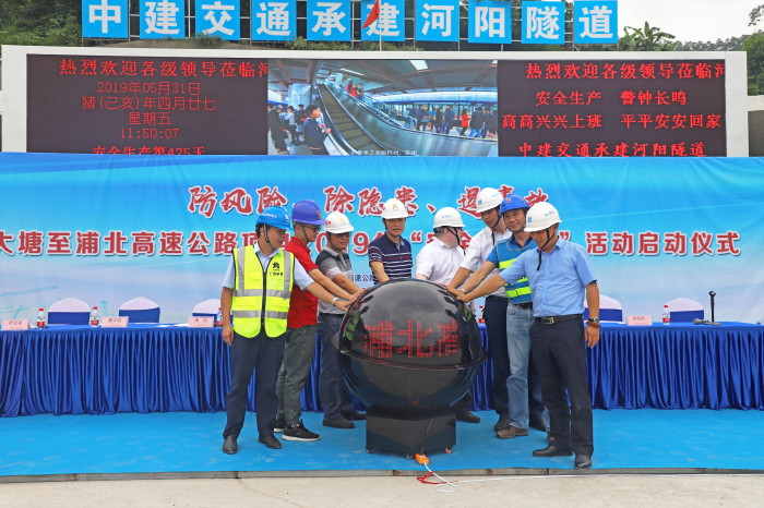 爽爽窝窝午夜精品一区二区