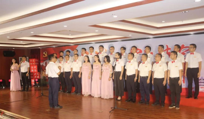 爽爽窝窝午夜精品一区二区