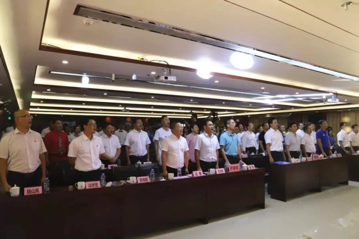 爽爽窝窝午夜精品一区二区