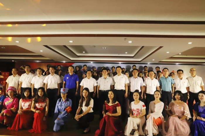 爽爽窝窝午夜精品一区二区