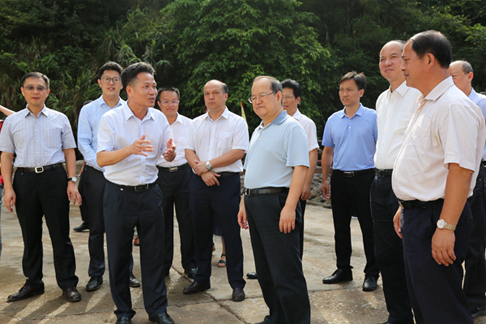 爽爽窝窝午夜精品一区二区