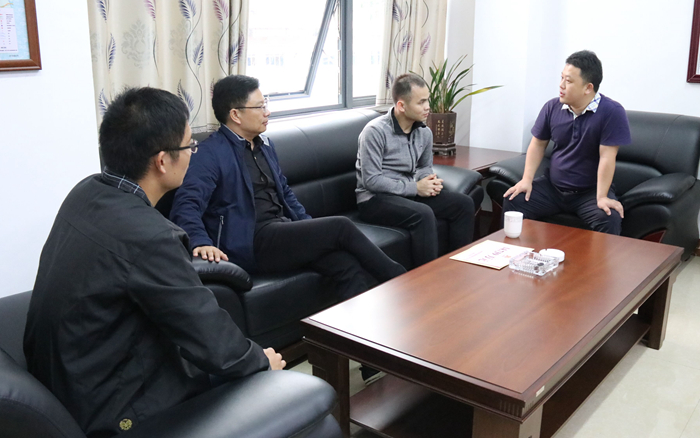 爽爽窝窝午夜精品一区二区