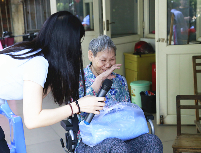 爽爽窝窝午夜精品一区二区